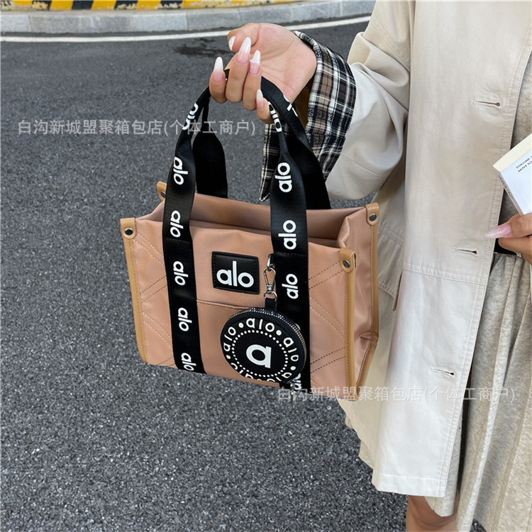 2025新款Alo Woman小众字母印花帆布包包质感休闲小方包手提包|undefined
