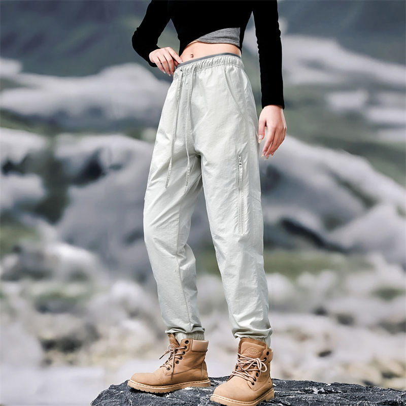 Spring and Autumn Outdoor Assault Pants for Men, Windproof and Water-Repellent Sports Pants, Hiking and Mountaineering Pants, Loose Cargo Pants for Women