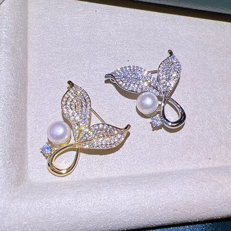 Brooch Women's Pearl Leaf High-End Corsage Gold Rhinestone Alloy Clothing Fixed Accessories Anti-Exposure Pin Collar Pin