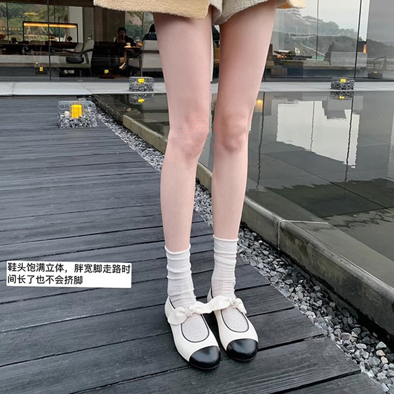 Grava Madre con el mismo nuevo arco de primavera empalmado redondo de cuero suave universal para reducir la edad de la boca superficial Mary Zhen zapatos para mujeres