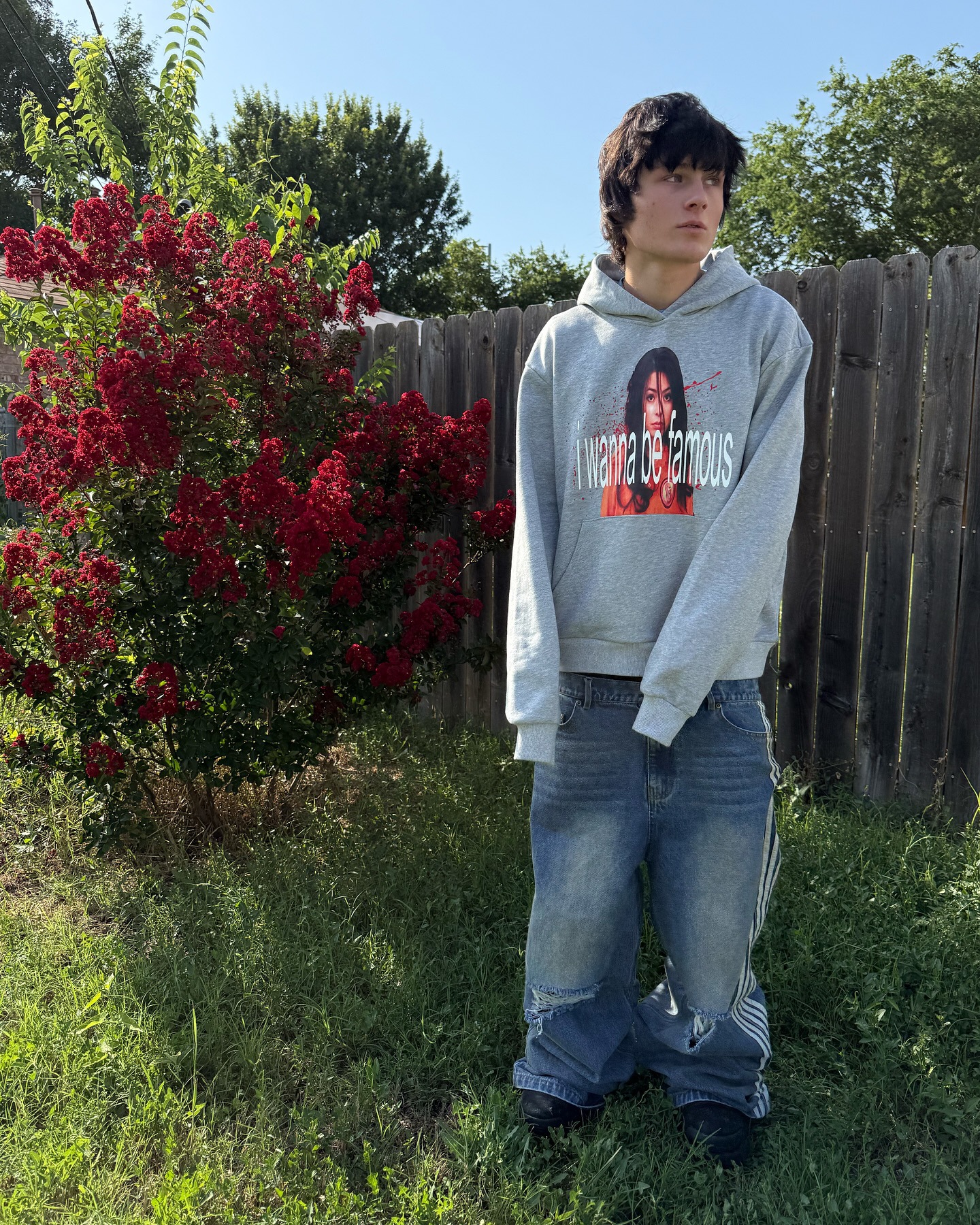 ​​3D Letter Print Hoodie – Minimalist Streetwear Pullover (Oversized Fit, Grey, S-5XL)​​_viptrois.com