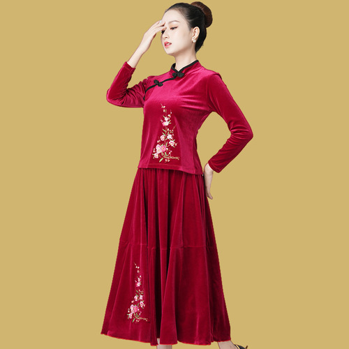 GT9216 Velvet Long-Sleeve Embroidered Square Dance Costume Set for Middle-Aged and Older Women - Autumn/Winter Dance Wear