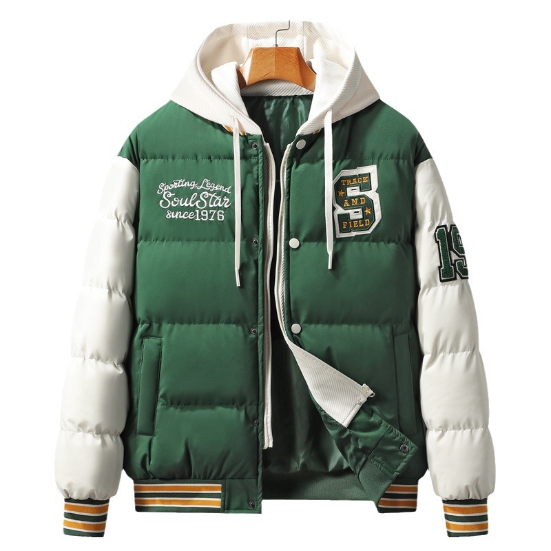Vacaciones de invierno de dos parejas de moda de estilo de Hong Kong con capuzas de algodón de plumón de tendencia gruesa chaqueta de hombre joven