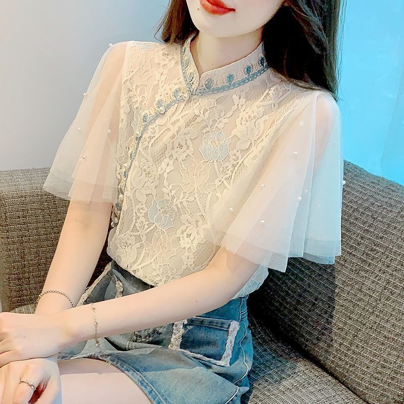 Fashionable summer shirt