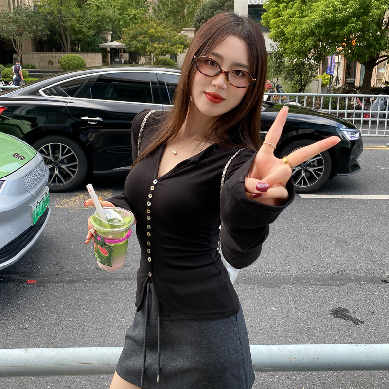 法式纯欲褶皱收腰打底衫女早秋季薄款V领修身长袖T恤独特绝美上衣|undefined