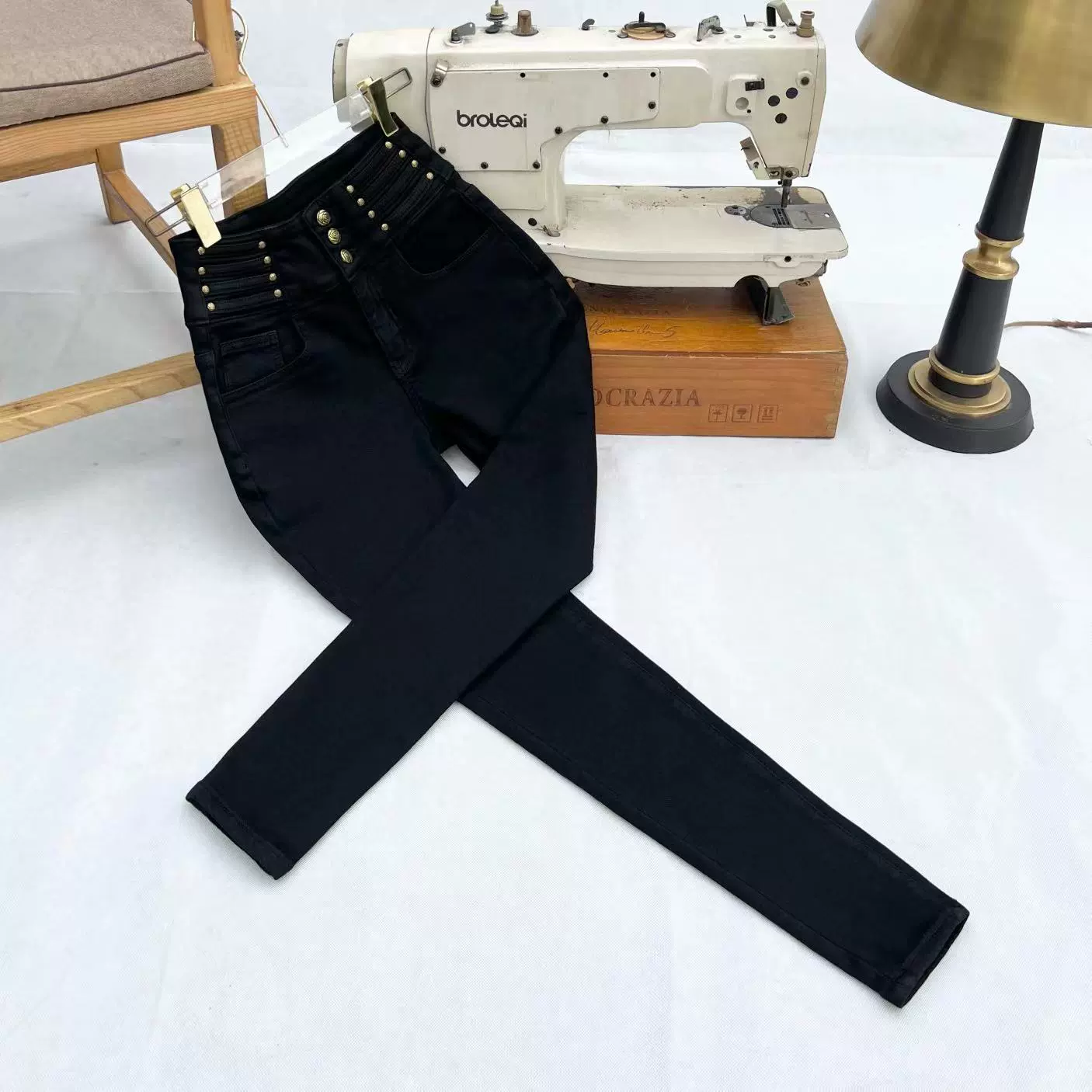 Дворцовый ароматный ветер с высокой талией