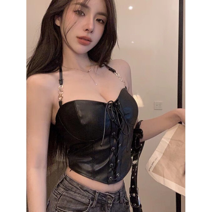 New Style Women's Camisole with a Subtle Sexy Design, Halter Neck, High-End Feel, Black Slim-Fit Short Pu Leather Top, Trendy
