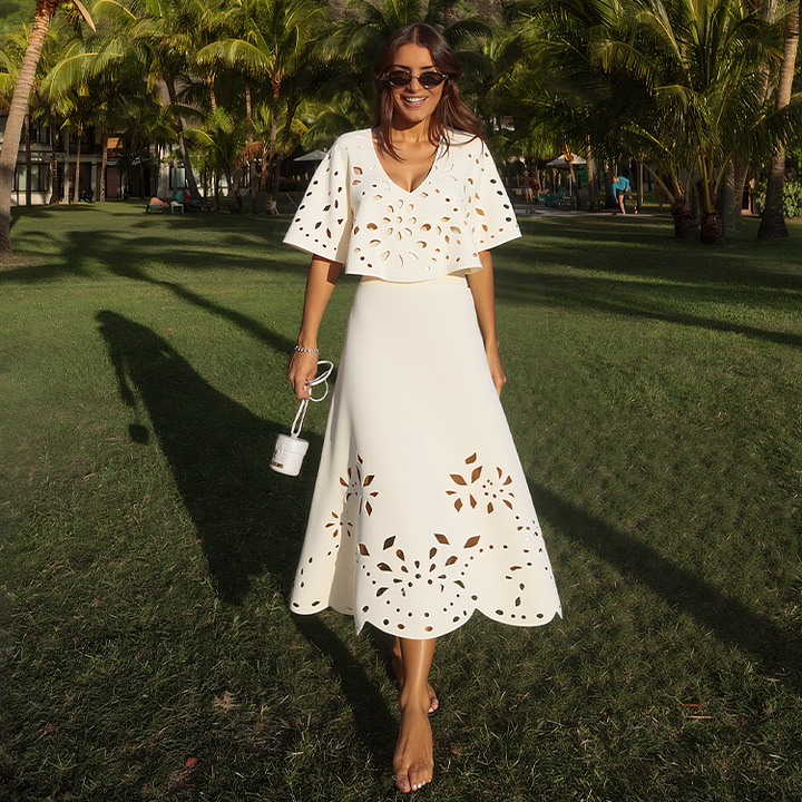 GraceChic 2025 European And American Swimwear New Solid Color Laser Hollow High-End Swimsuit Set For Women Cross-Border Hot Item_voghion.com