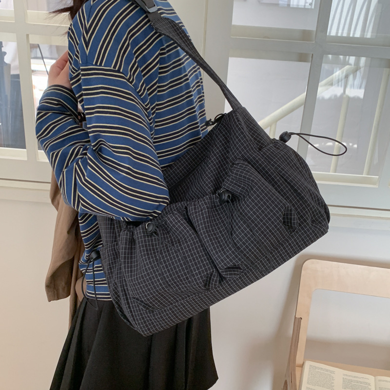Korean Style Fashion Plaid Shoulder Bag 2025 New Large Capacity Double Pocket Drawstring Women's Bag Shoulder Crossbody Bag School Bag Korean Style Fashion Plaid Shoulder Bag 2025 New Large Capacity Double Pocket Drawstring Women's Bag Shoulder Crossbody Bag School Bag