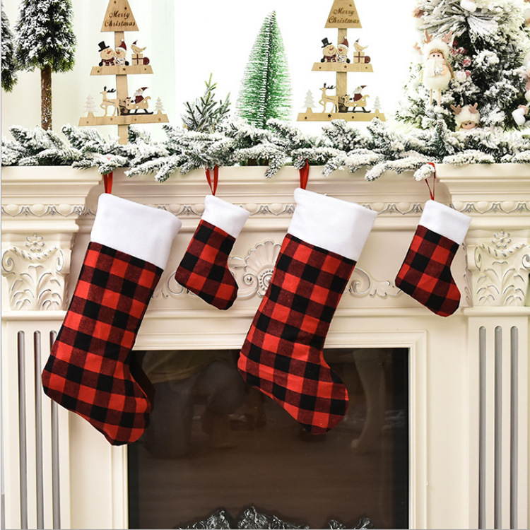 Christmas Decorations Red Black Plaid Black and White Plaid Plush Christmas Stockings Hanging Gifts Candy Bag Pendant