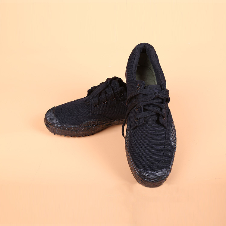 Manufacturers supply 3520 low-end labor protection release shoes rubber sole men's work shoes breathable labor protection shoes wholesale