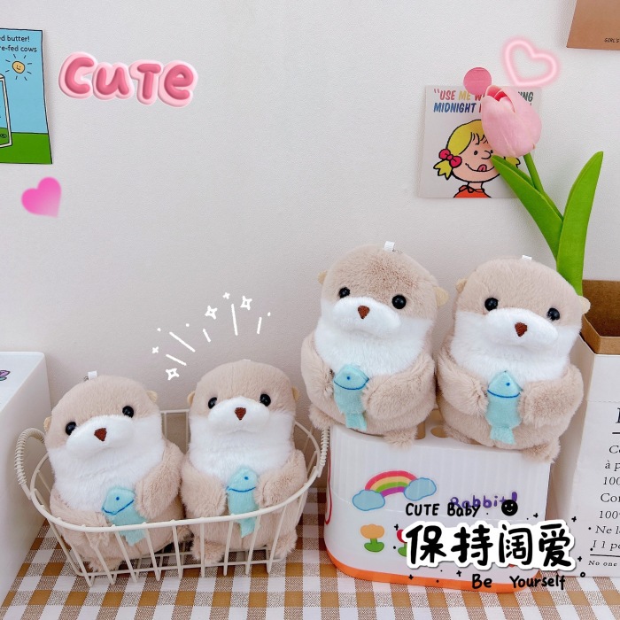 Red celebridad super lindo deseo pescado nutria pequeño castor colgante llavero creativo muñeca de peluche bolsas colgante al por mayor