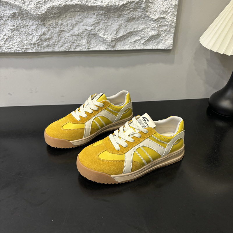 Shougu ~ auténticos zapatos de suela gruesa super caliente para mujeres 2025 nuevos zapatos de pie pequeños zapatos casuales de entrenamiento de estilo alemán