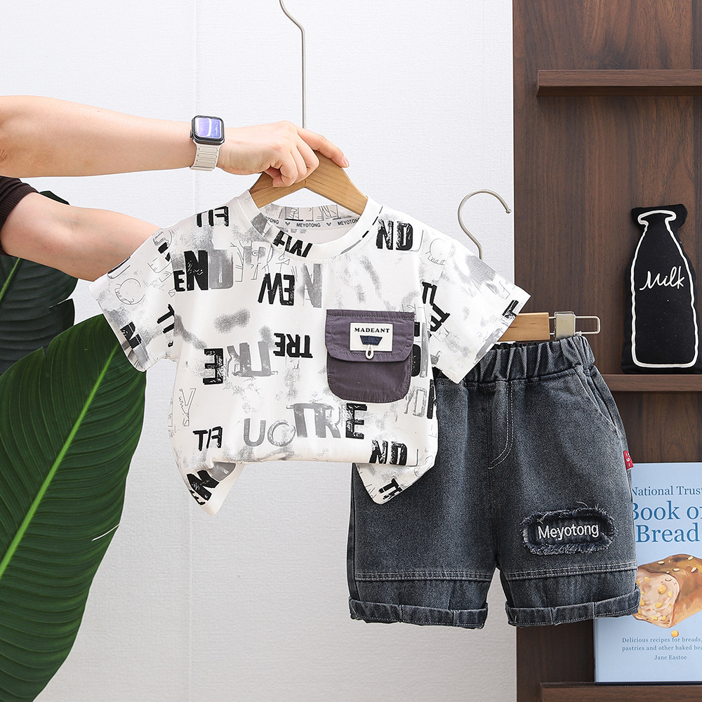 Children's Clothing 2026 Boys' Full Printed Letter Short-Sleeved Summer Clothes Children's Casual Shorts Children's Suits Wholesale Two-Piece Set Dropshipping