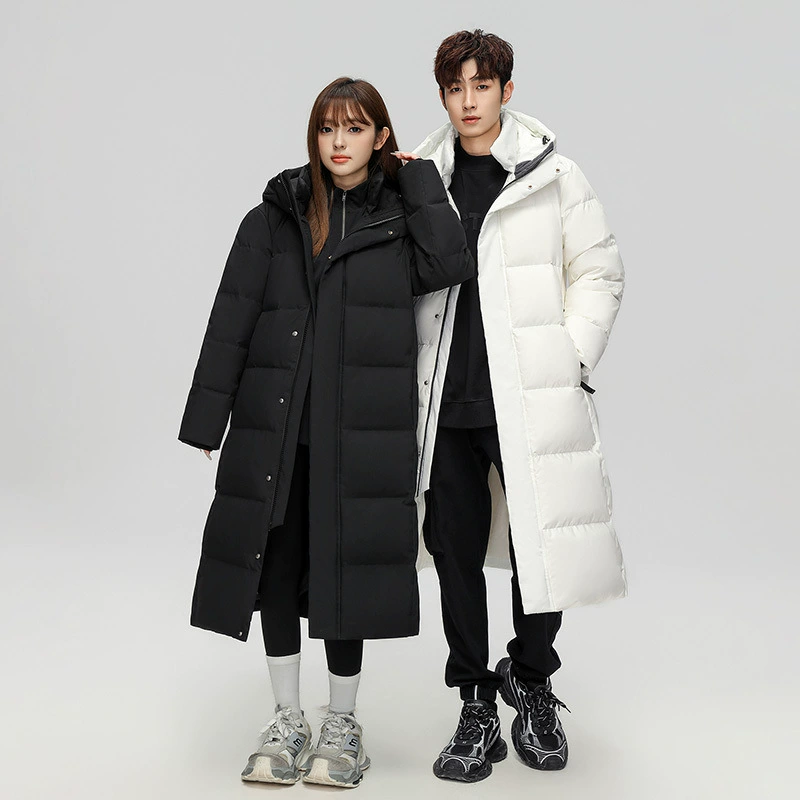 Зимний пуховик может быть открыт для мужчин и женщин