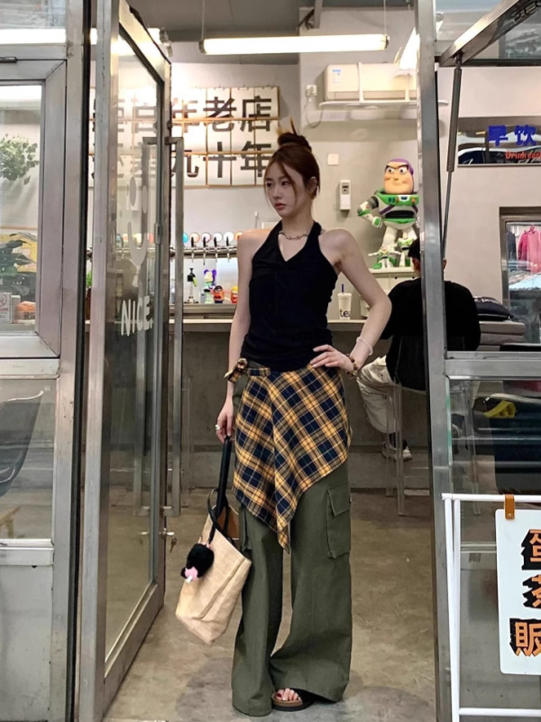 Pure Desire ツイスト V ネック美しいバックホルターベスト女性の夏スリムフィットノースリーブアウターデザインショートボトムトップ|undefined