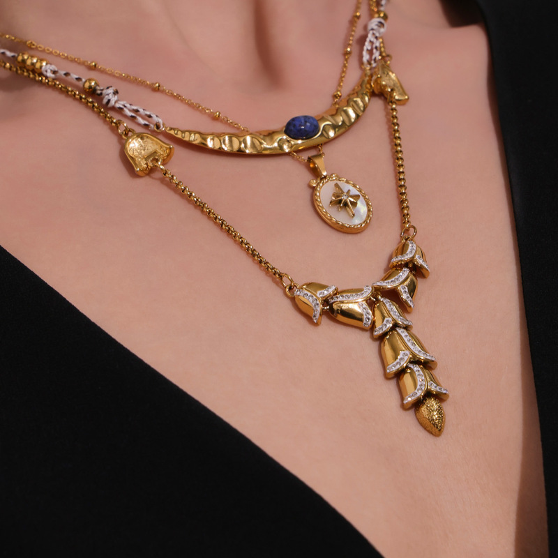 Mili ヨーロッパとアメリカのチタン鋼カイヤナイトムーンネックレスニッチホリデースタイル 18K ゴールドウミガメシェルペンダント DIY ジュエリー|undefined