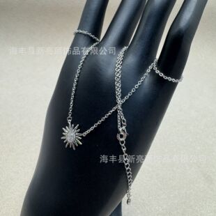̫ꖻ�Сâ���朕r�аٴ�߼���С���OӋ���s����ͬ��նY��Ů