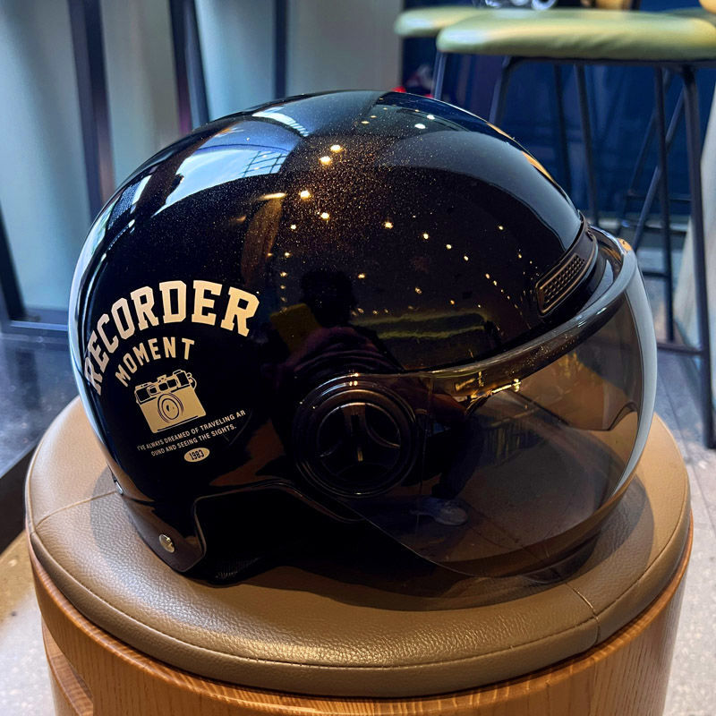 Suitable for electric car helmet certification motorcycle men's and women's helmet half helmet four seasons sun protection couple personality black and white