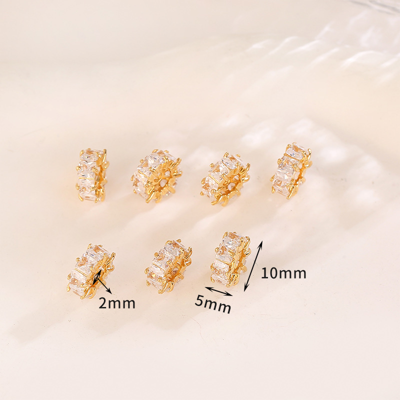 With zircon, style 3, 10mm