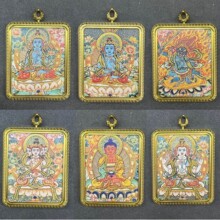 ��ɫ�ƿ��д��������ƿ����ں�ҩʦ�������μ�����Ҽ��͹���