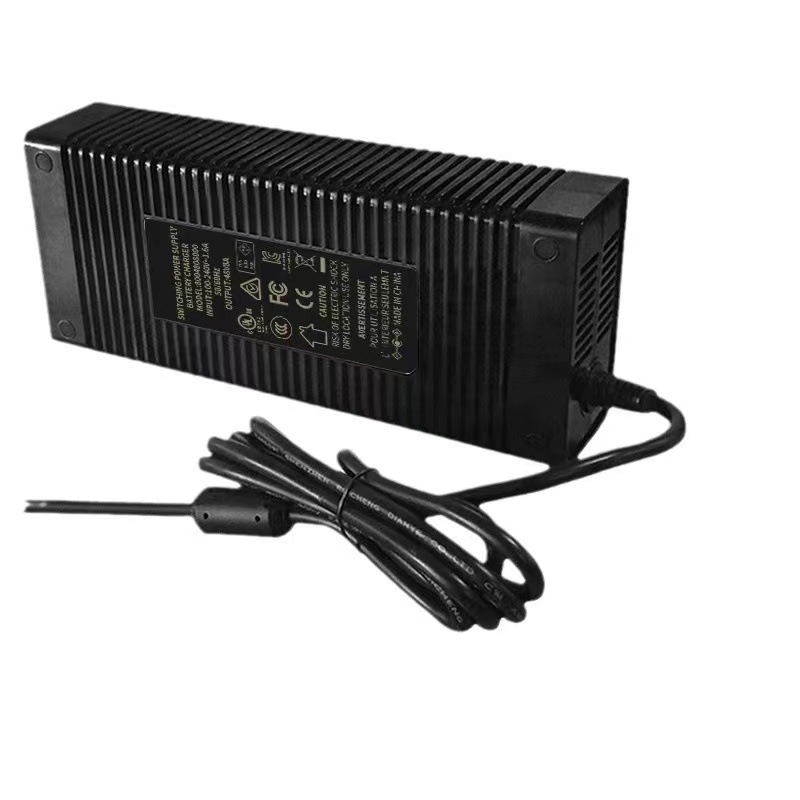 跨境67.2V3.5A锂电池充电器330W 韩国规KC认证 电池充电器67.2V