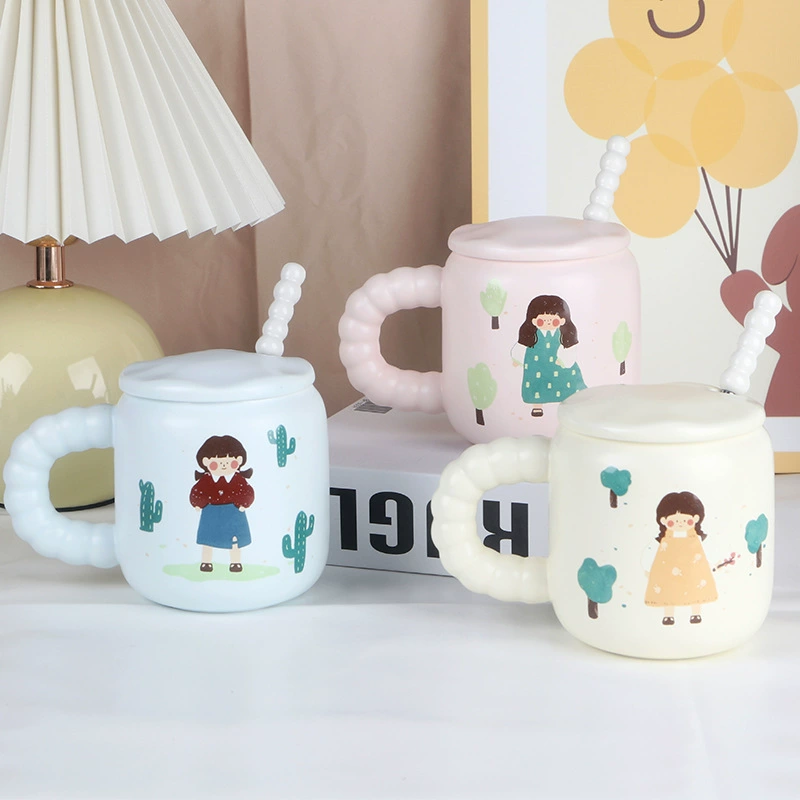 Cute girl Creative High -value Ceramic Cup Bringing a spoon of Mark Cup Office Coffee Cup Couple Cup Cup Cup wholesale
