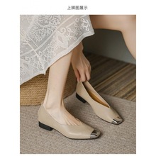 2024新款羊皮法式奶奶鞋小众设计感金属头方头浅口拼色方头单鞋女
