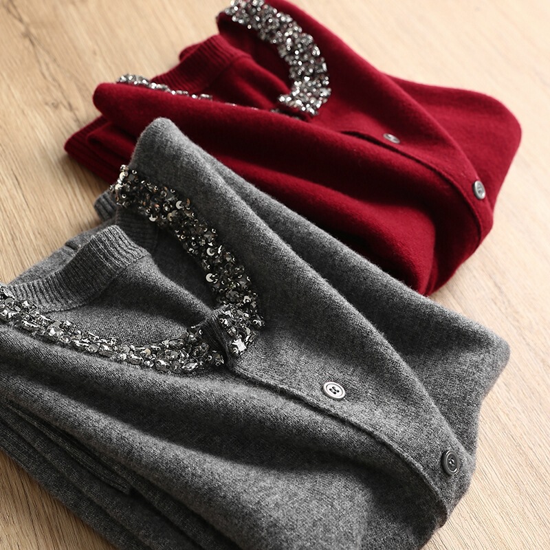 Luxury Elegant Plus Hand-stitched Brilliant Sequin Round Neck Soft Waxy Sheep Knitted Cardigan Women's New Arrival