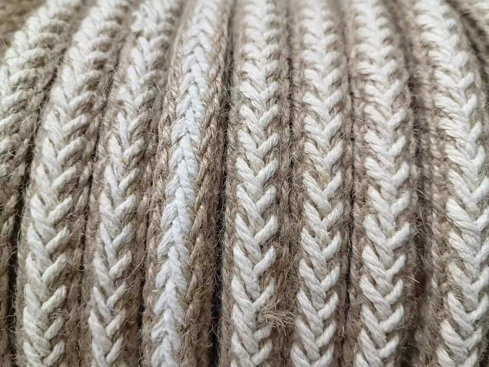 7f970487a8da868d6013b64b0329d5