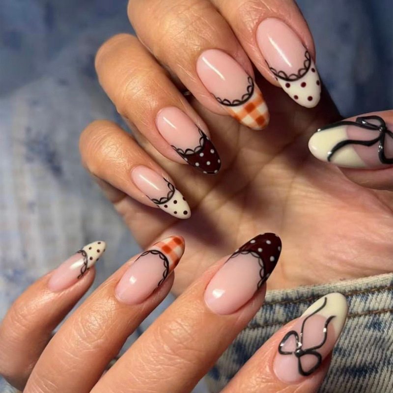 Autumn Coffee-Colored Plaid Polka Dot Lace French-Style Black Bow Design Short Oval Press-On Nails Autumn Coffee-Colored Plaid Polka Dot Lace French-Style Black Bow Design Short Oval Press-On Nails