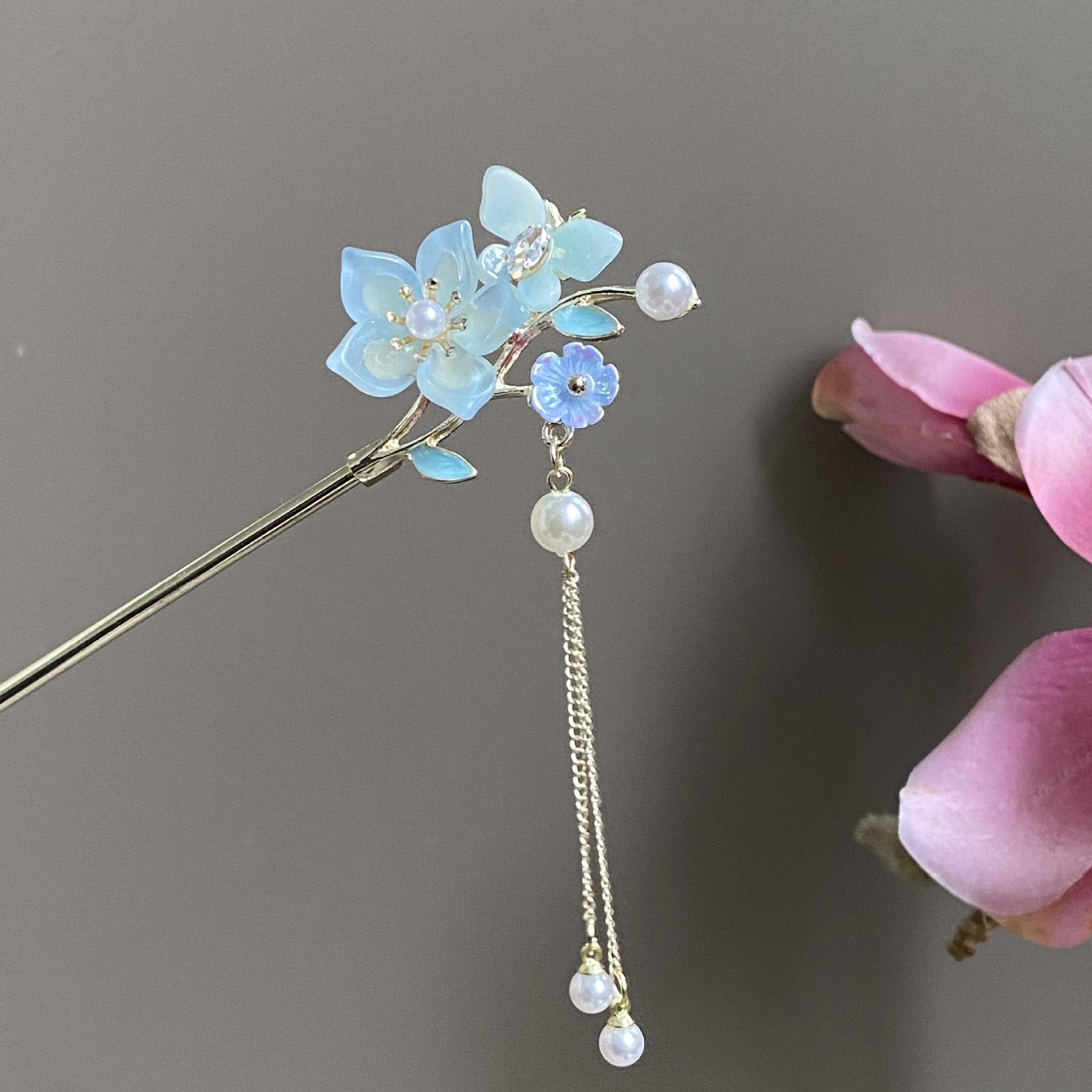 Hairpin 2451