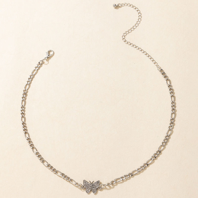 Mode Einfache Halskette Diamant Schmetterling Einschichtige Schlüsselbeinkette Metallkettenhalskette display picture 4