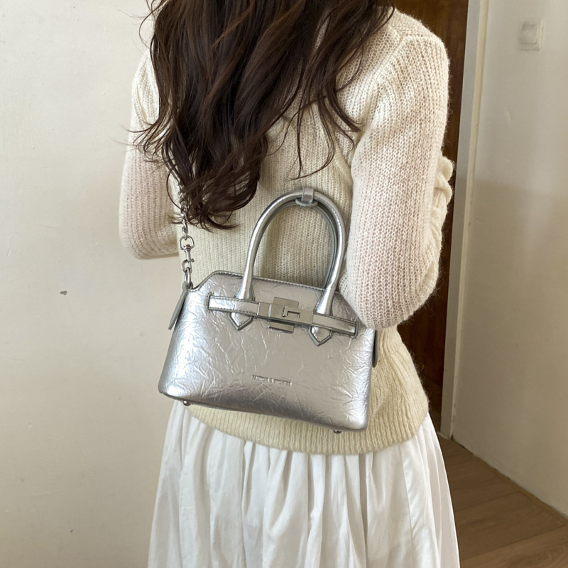 2026 nuevo bolso de concha simple textura de moda diseño de color sólido casual retro moda diaria bolso de hombro para mujeres image 5