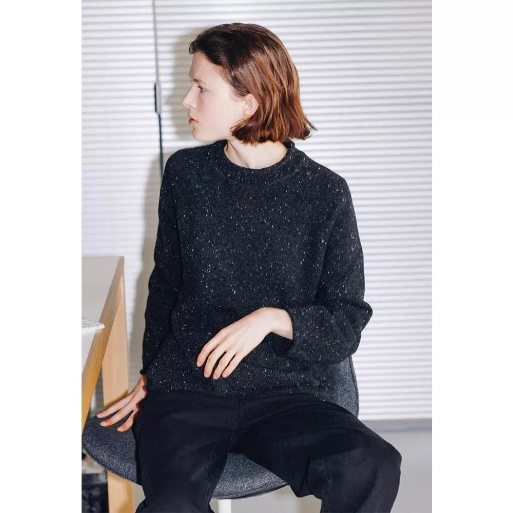 四媛 假两件烫钻圆领套头短款针织衫深灰色宽松显瘦长袖上衣9357