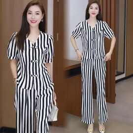 气质时尚条纹套装夏季新款减龄洋气上衣显瘦中式短袖阔腿裤两件套