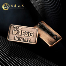 哇喔定制金属徽章胸章胸针公司Logo烤漆创意个性珐琅勋章胸牌定做