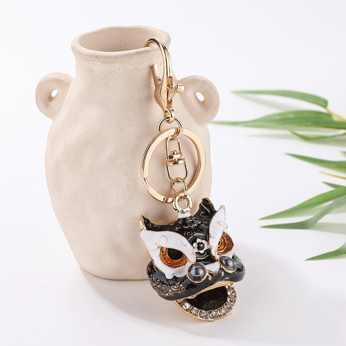 New lion awakening keychain unicorn diamond Chinese style little lion bag pendant Foshan lion dance creative small gift