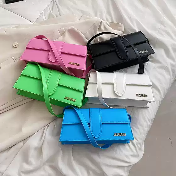 Cross-Border Women's Bags 2026 New French Niche Style Textured Underarm Bag Solid Color Handbag Shoulder Small Square Bag Wholesale