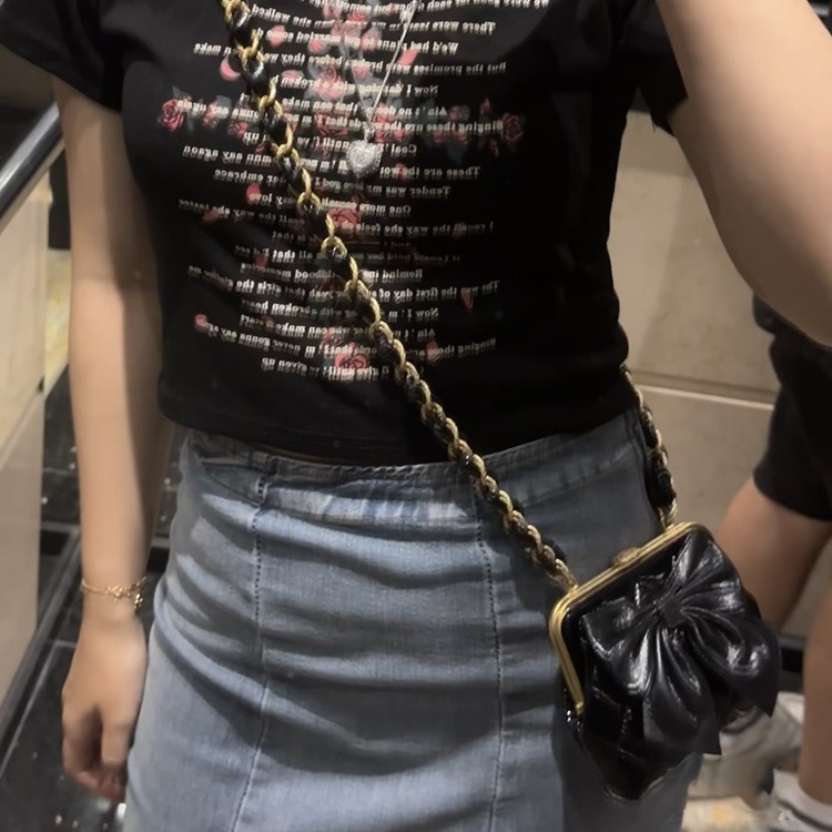 Piccola borsa a tracolla a mano con tracolla singola, design di nicchia, nuova borsa a tracolla da donna con catena, fibbia, oro, alla moda_voghion.com