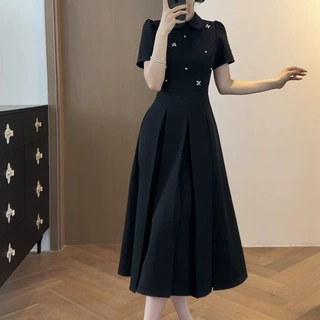 春夏款polo领收腰设计减龄赫本风压褶连衣裙女简约印花长款A字裙
