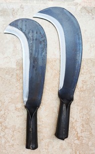 Production and processing of agricultural chopping knife outdoor mountain sickle electric garden agricultural chopping knife