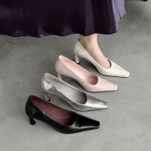 �n����|С���^�߸�Ь2026�괺�¿��^��ţƤб���罻7cmͨ�چ�Ь