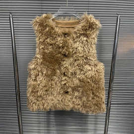 翎华纪2025年秋冬新款美式加厚保暖外搭羊羔毛洋气毛绒马甲女无袖