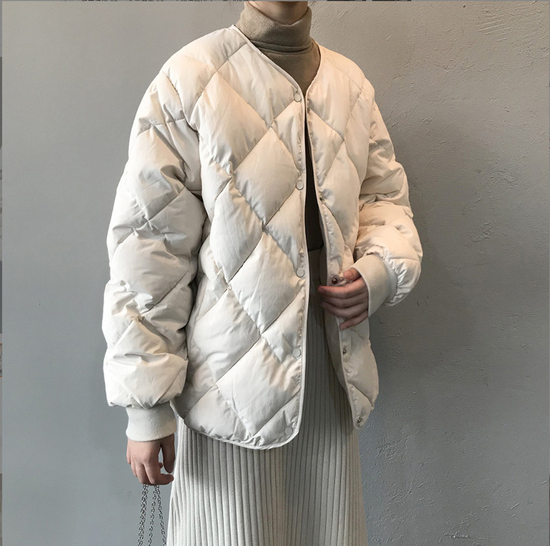 Short Cotton Outwear for Women 2025 New Korean Style Autumn and Winter Lightweight Rhombus Plaid V Neck Loose Casual Jacket Versatile Short Cotton Outwear for Women 2025 New Korean Style Autumn and Winter Lightweight Rhombus Plaid V Neck Loose Casual Jacket Versatile