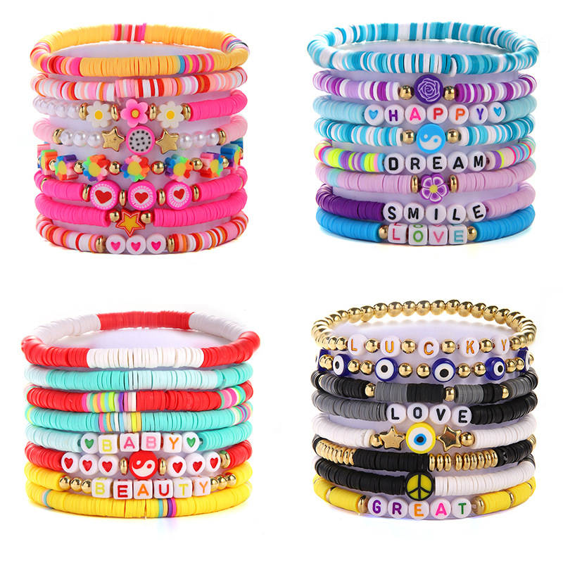 Bracelet for St. Valentine's Day flower-shaped