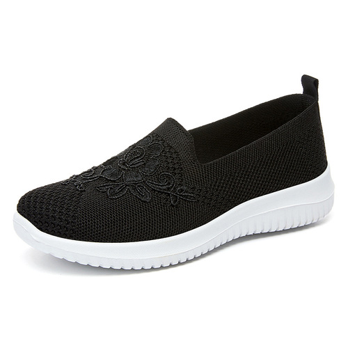 Shoes for women 2024 spring and autumn new style old Beijing cloth shoes embroidered mother's shoes shallow slip-on women's shoes cross-border factory