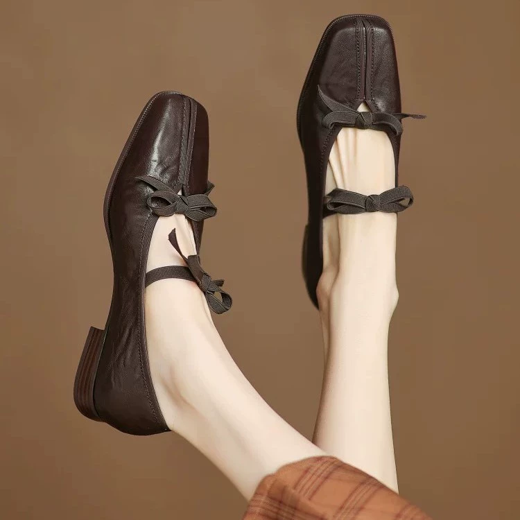 Академия ветра ретро мягкая кожа бант Мэри Джейн маленькая кожаная обувь дикая квадратная голова плоская подошва одиночная обувь женщина 2025 новый стиль