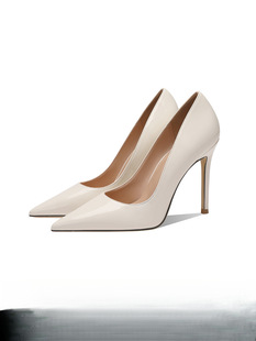 ��ɫ�߸�ЬŮ2025���¿���^������Ƥ�W�������I��Ь