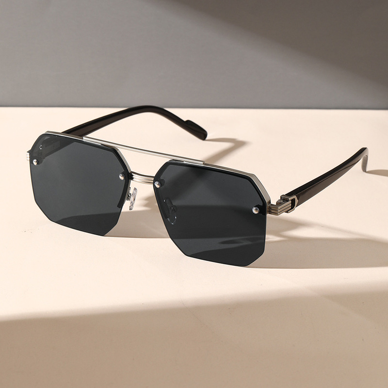 2408 New Polygonal Sunglasses for Men, European and American Fashion Double-Beam Sunglasses, Ultra-Light High-End Driving Toad Glasses